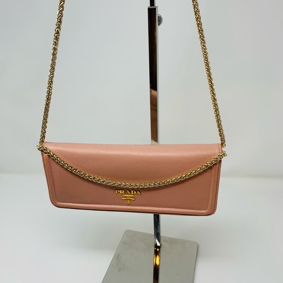 Prada Wallet - Picture 5 of 15